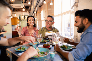 10 Ways to Eat Healthier At Restaurants